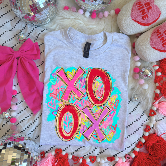Candy Hearts XOXO Graphic Tee – Semi-Exclusive