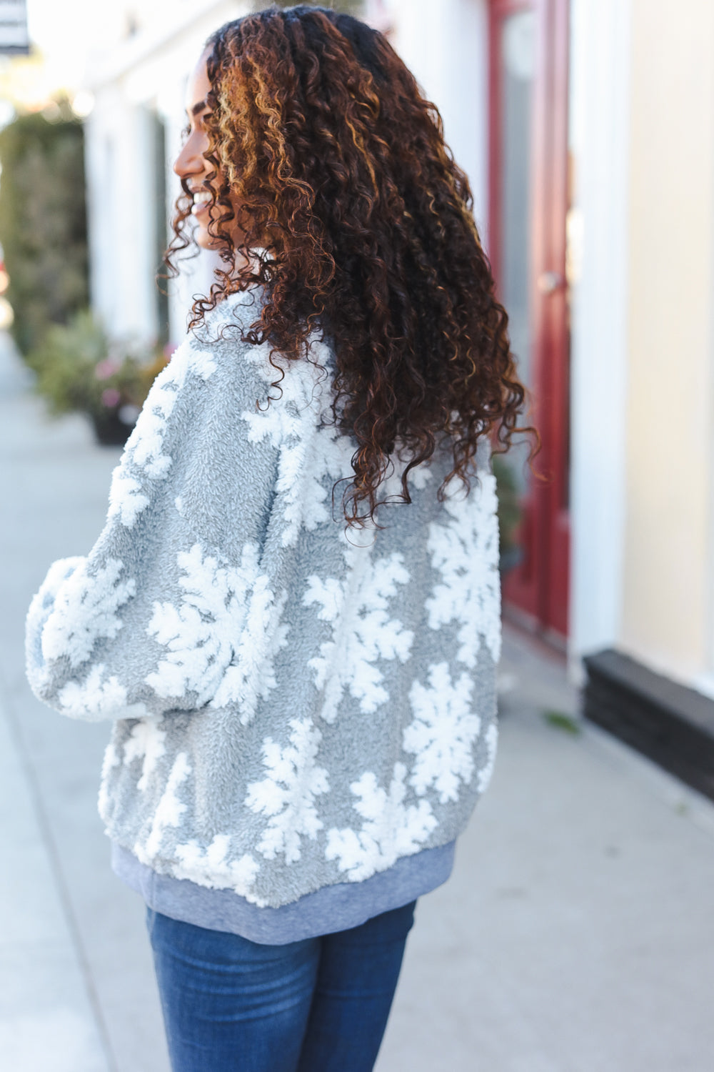 Haptics Silver Puffy Snowflake Sherpa Pullover