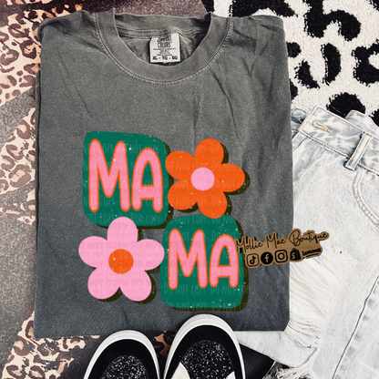Retro Floral MAMA Tshirt