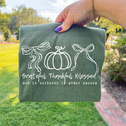 Grateful, Thankful, Blessed – God Is Faithful in Every Season Tee