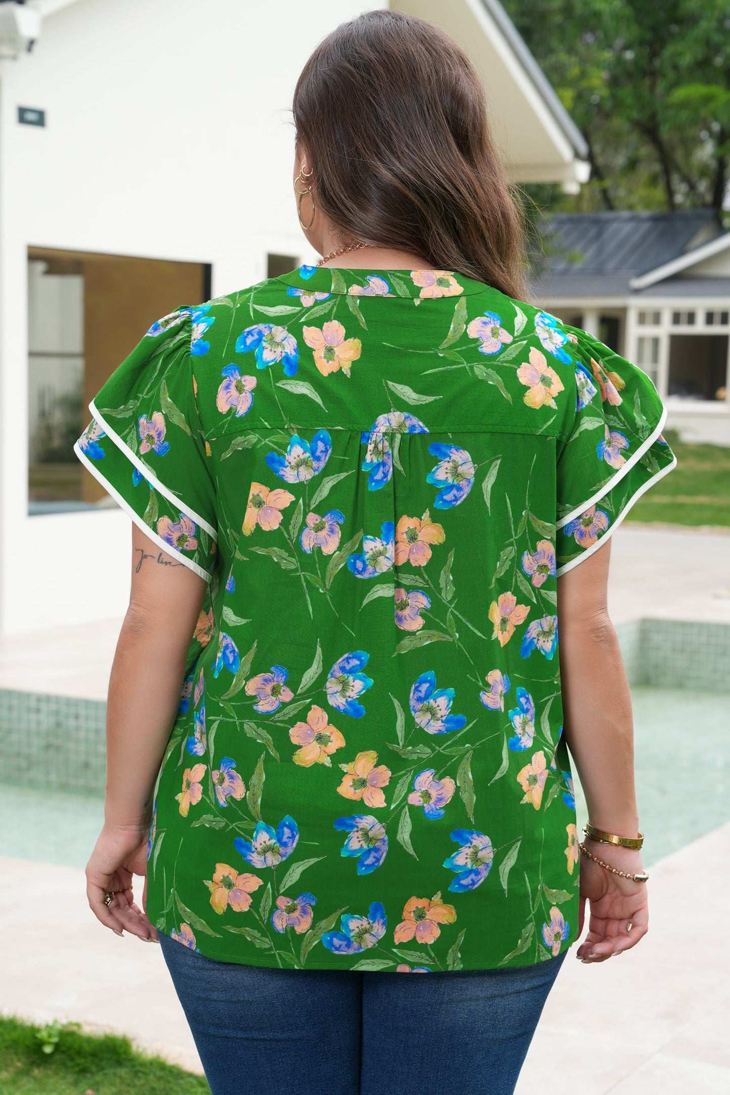 Keilani Short Sleeve Floral PLUS Top boutique clothing from Mollie Mae Boutique