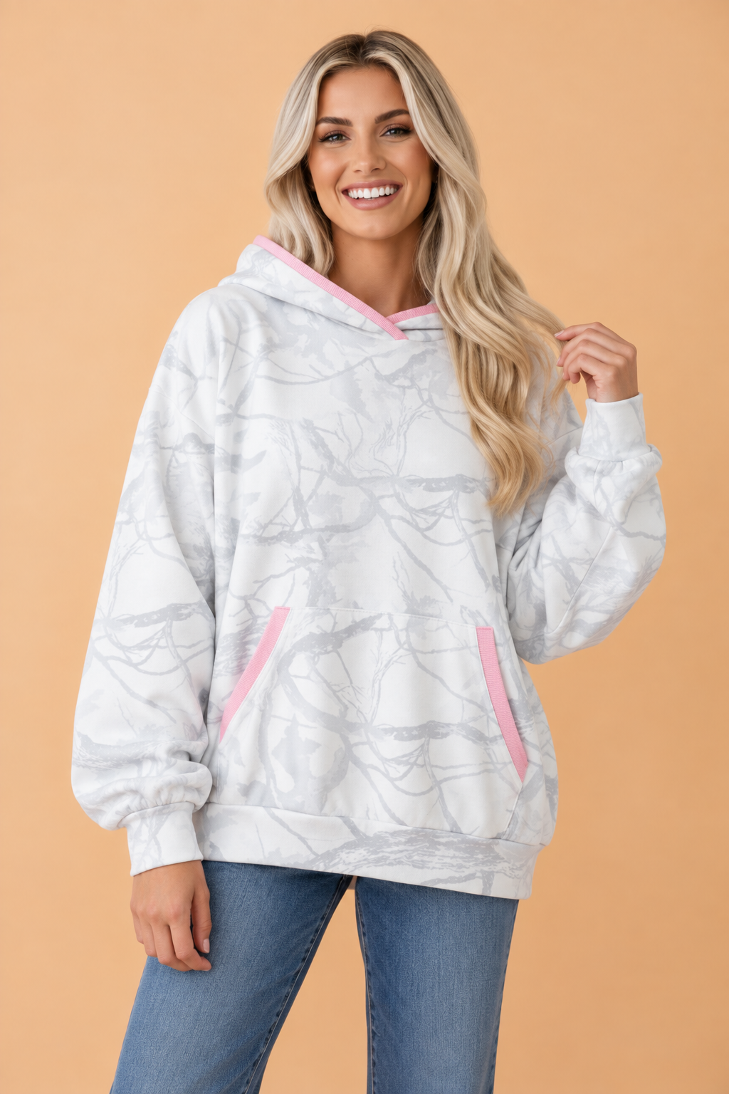 Abstract Camo Colorblock Kangaroo Pocket Hoodie in Gray