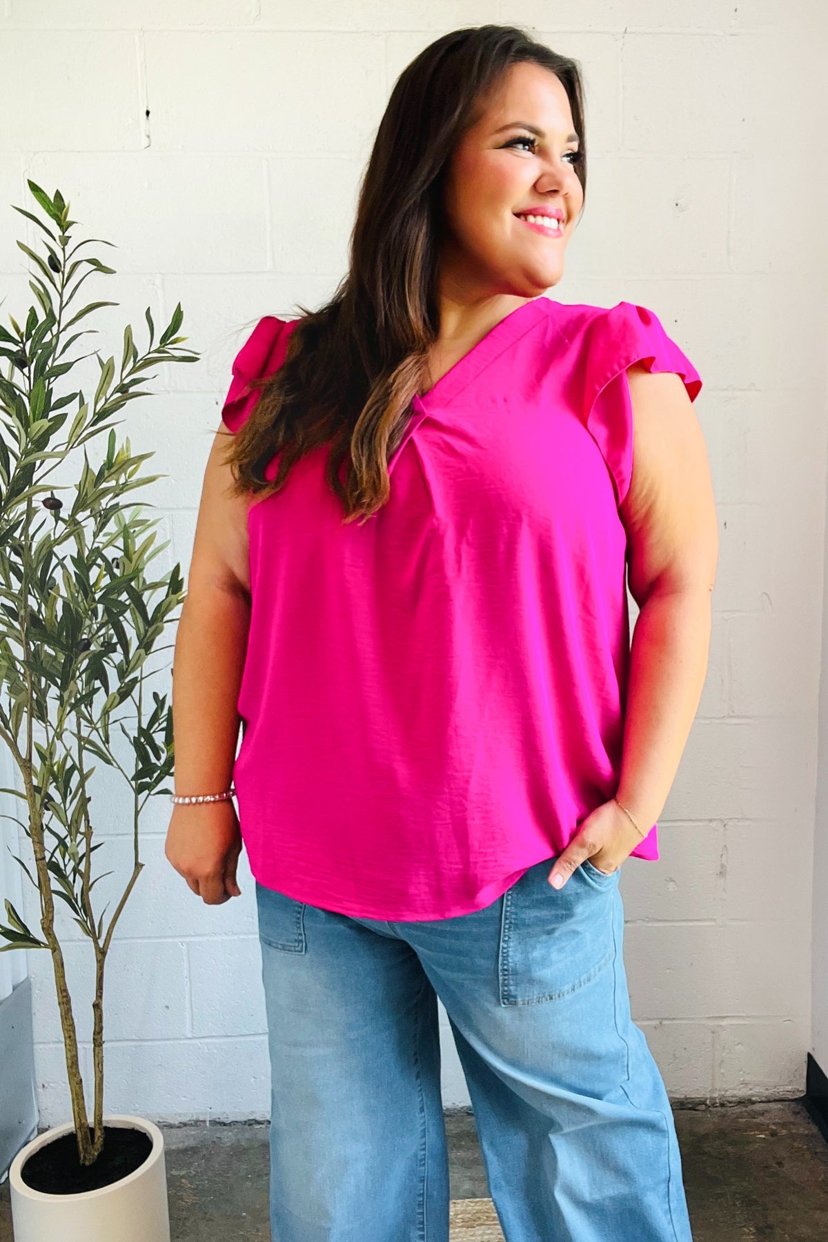 HAPTICS Fuchsia Banded V Neck Flutter Sleeve Top