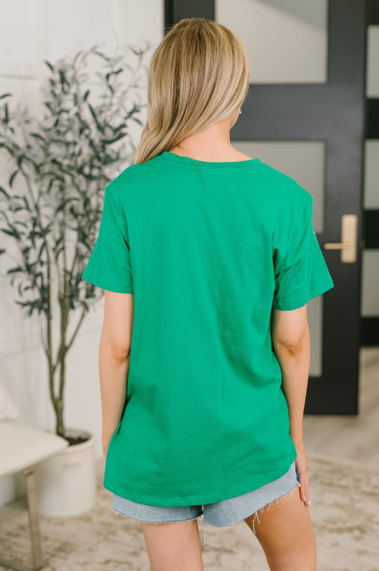 Rest Assured Basic Relaxed Tee in Kelly Green - Mollie Mae Boutique