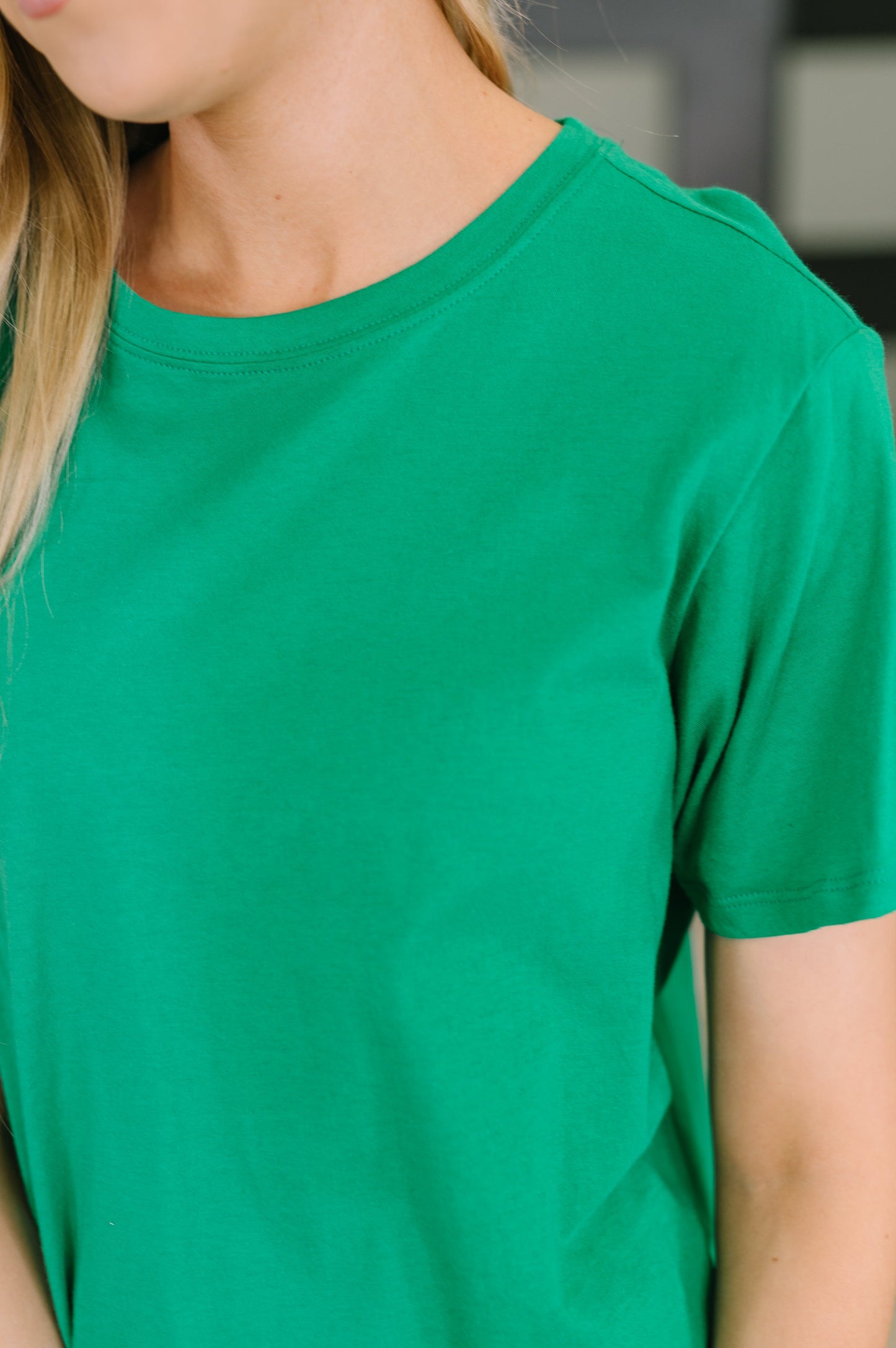 Rest Assured Basic Relaxed Tee in Kelly Green - Mollie Mae Boutique