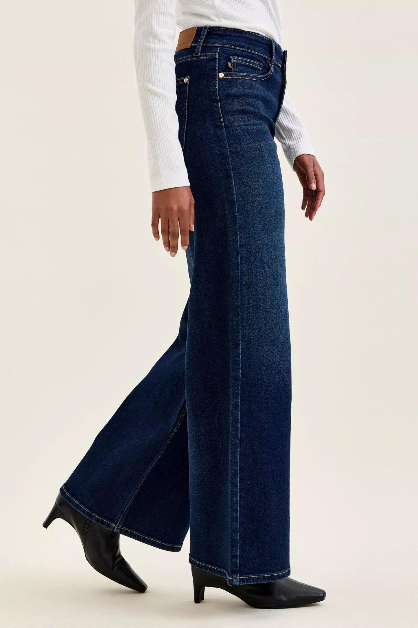 Judy Blue high waist wide leg dark wash jeans for women from Mollie Mae Boutique